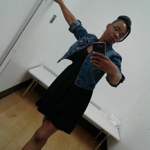 Meet your Posher, Elena